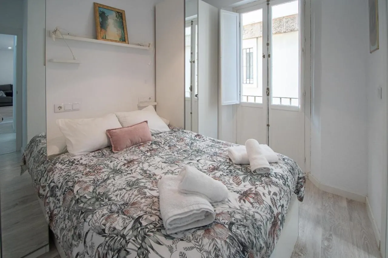 Apartamento Las Lectoras De Cádiz 0*,